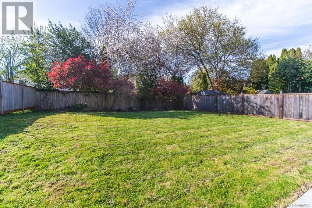 4462 Tyndall Ave - 37