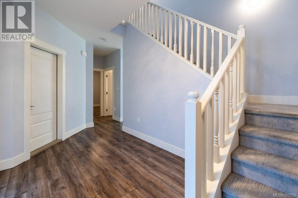 Photo 20 of 4462 Tyndall Ave, Saanich BC