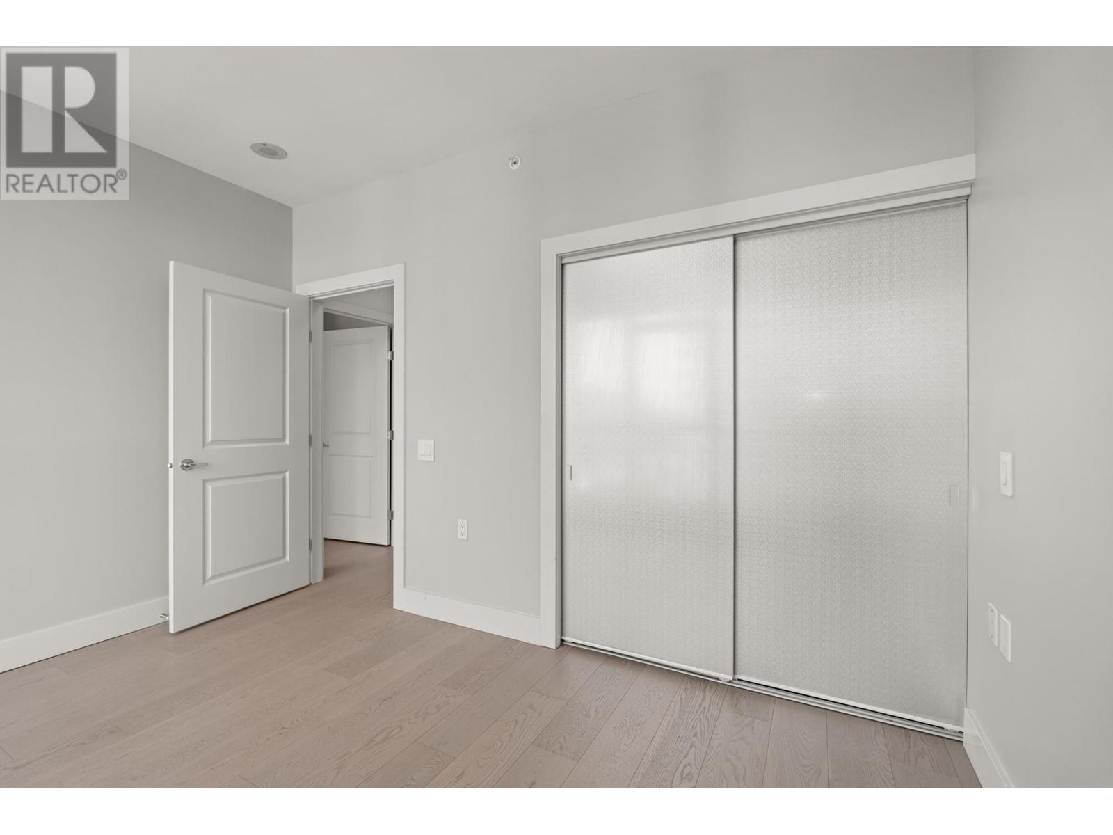 701 120 W 16TH STREET, North Vancouver