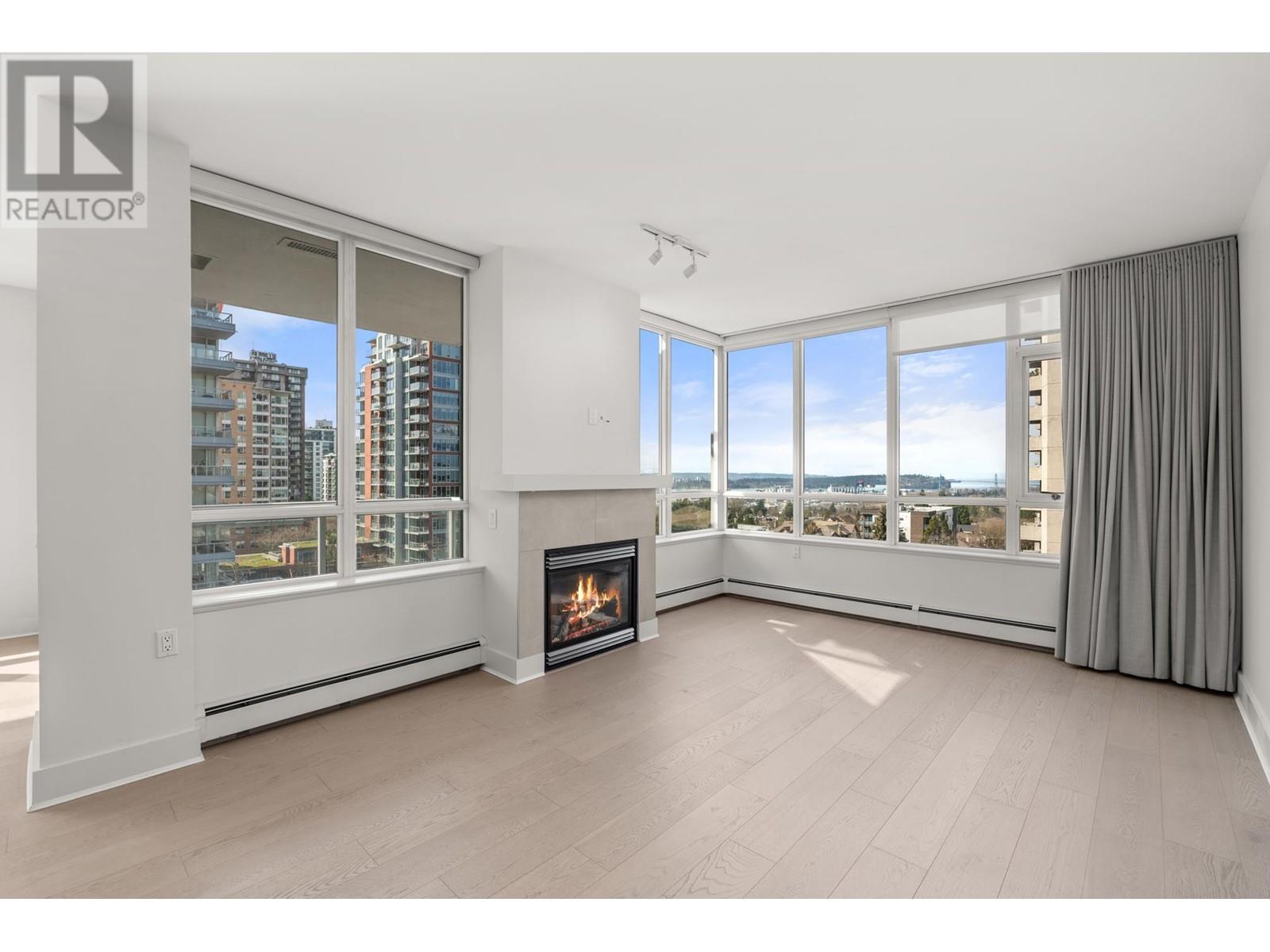 701 120 W 16TH STREET, North Vancouver