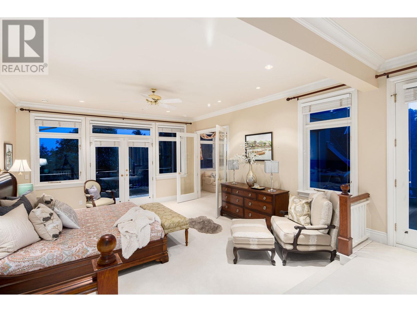 Photo 16 of 705 Parkside Road, West Vancouver BC