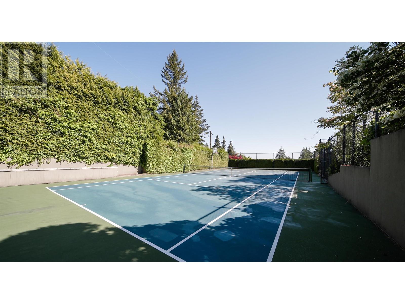 Photo 40 of 705 Parkside Road, West Vancouver BC