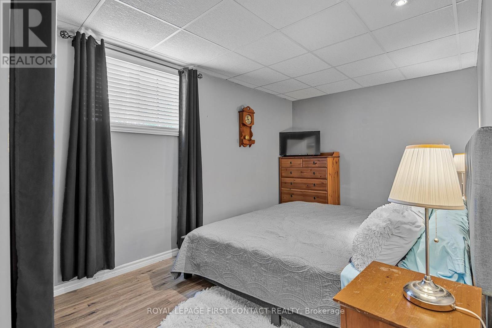 93 BAYSHORE DRIVE - 24