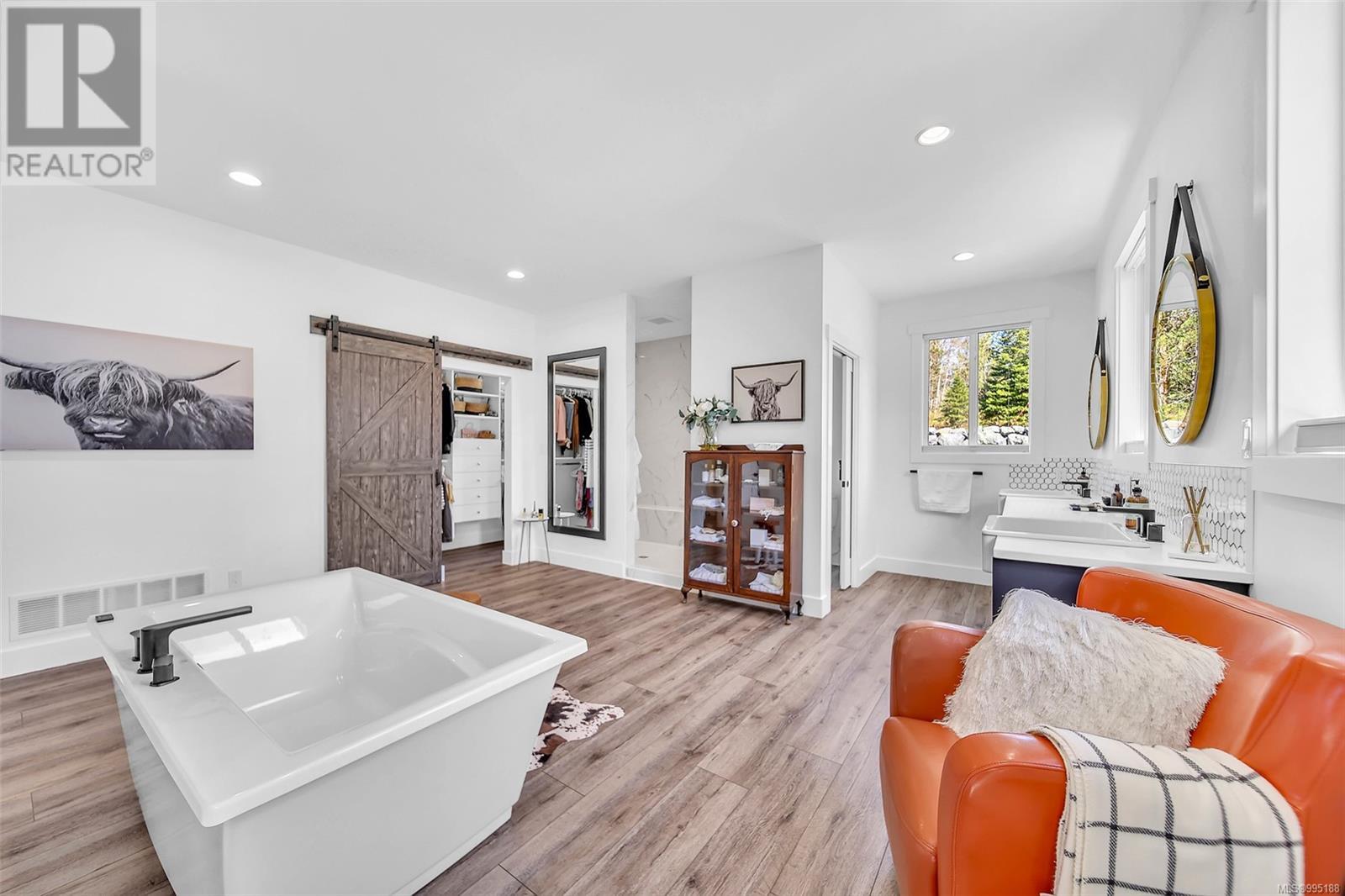 6345 KAREN PL - 34