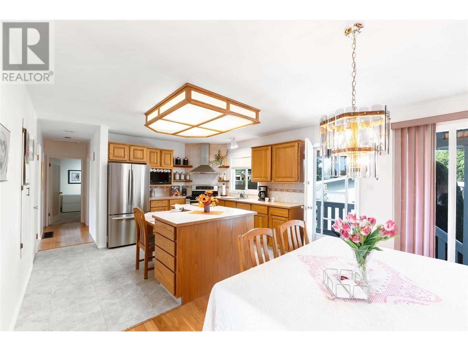  500 Mcdonald Road, Kelowna