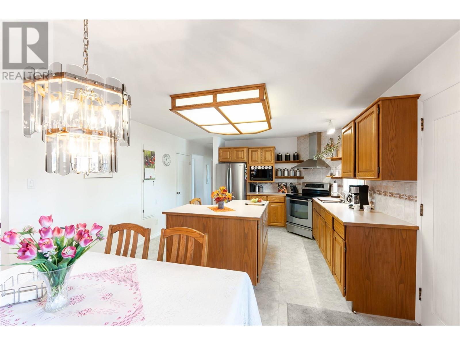  500 Mcdonald Road, Kelowna