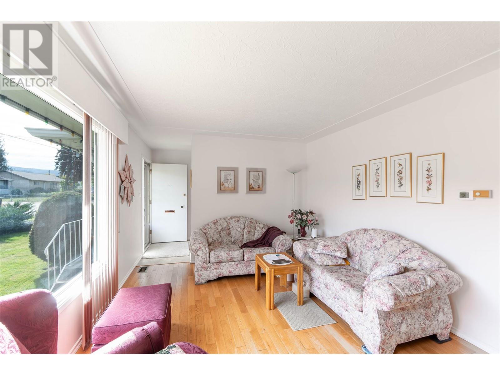  500 Mcdonald Road, Kelowna