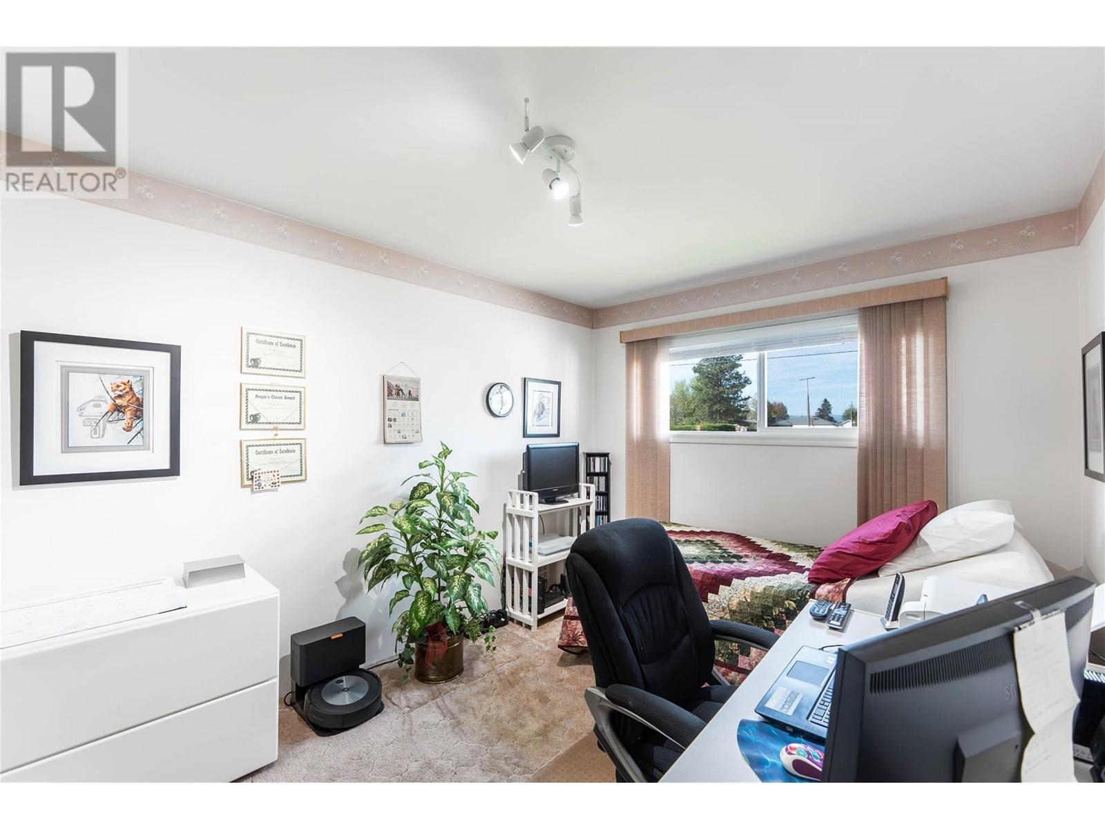  500 Mcdonald Road, Kelowna