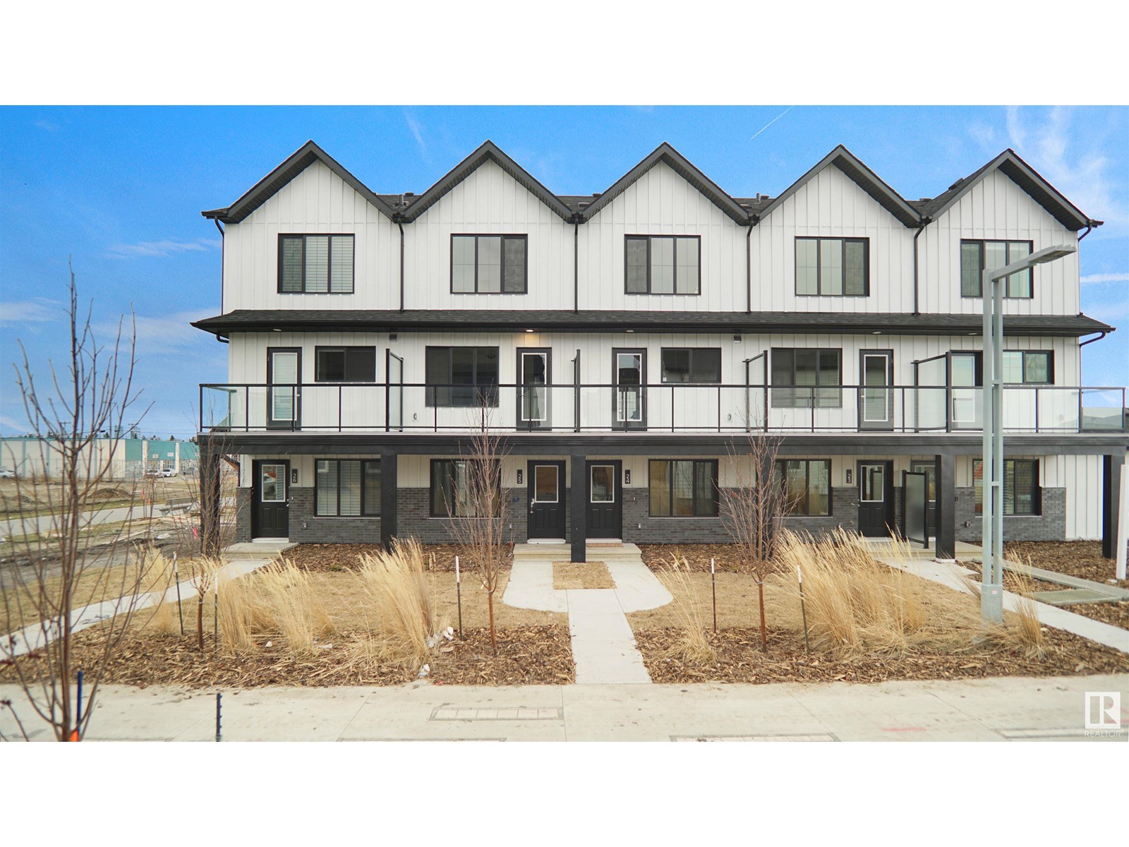 #25 29 Airport RD NW, Edmonton
