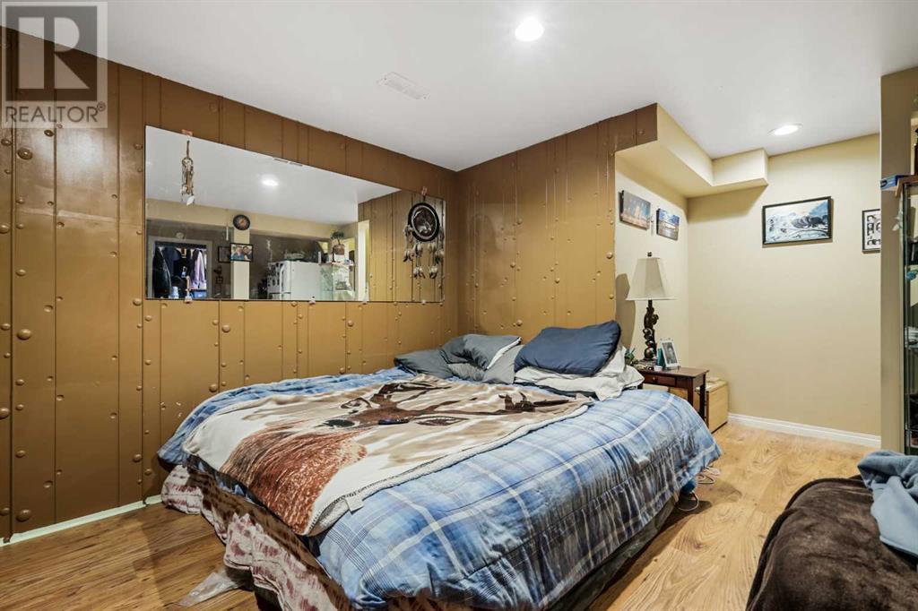 Single Family House for Sale in  Erin Mount Crescent SE Erin Woods Calgary 