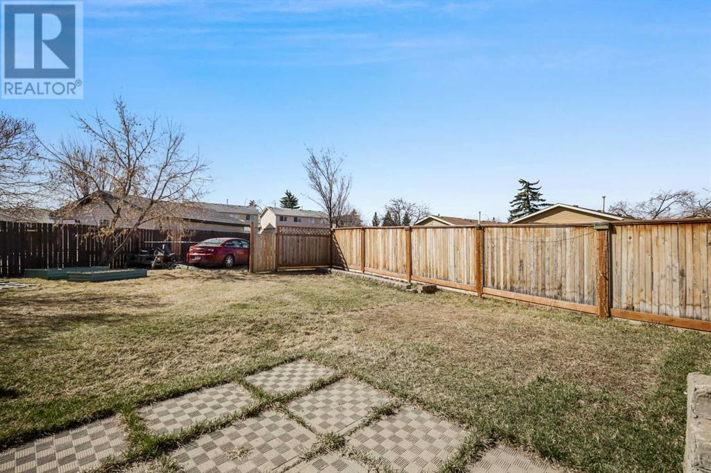 Single Family House for Sale in  Erin Mount Crescent SE Erin Woods Calgary 