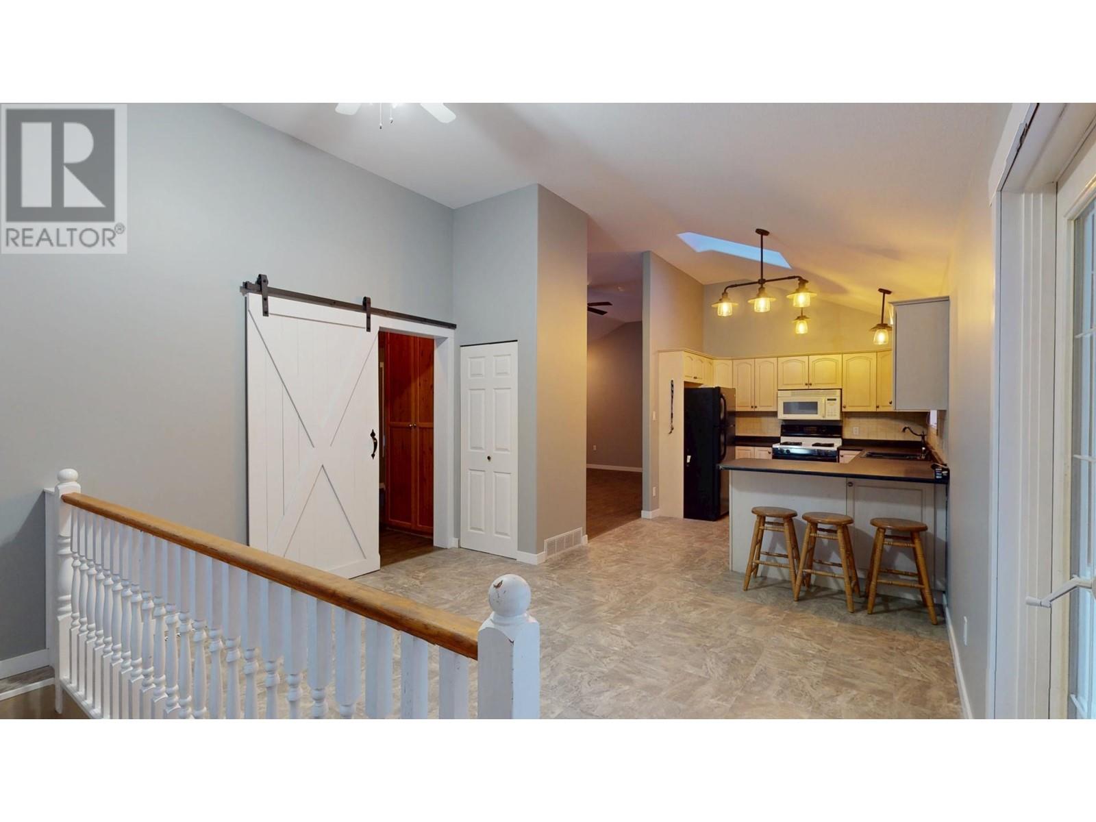 2668 PINNACLES ROAD, Quesnel