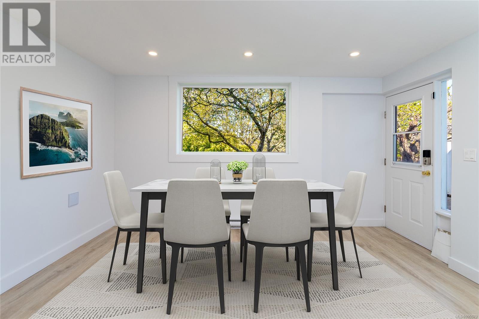 Single Family House for Sale in  Merritt Pl Victoria 