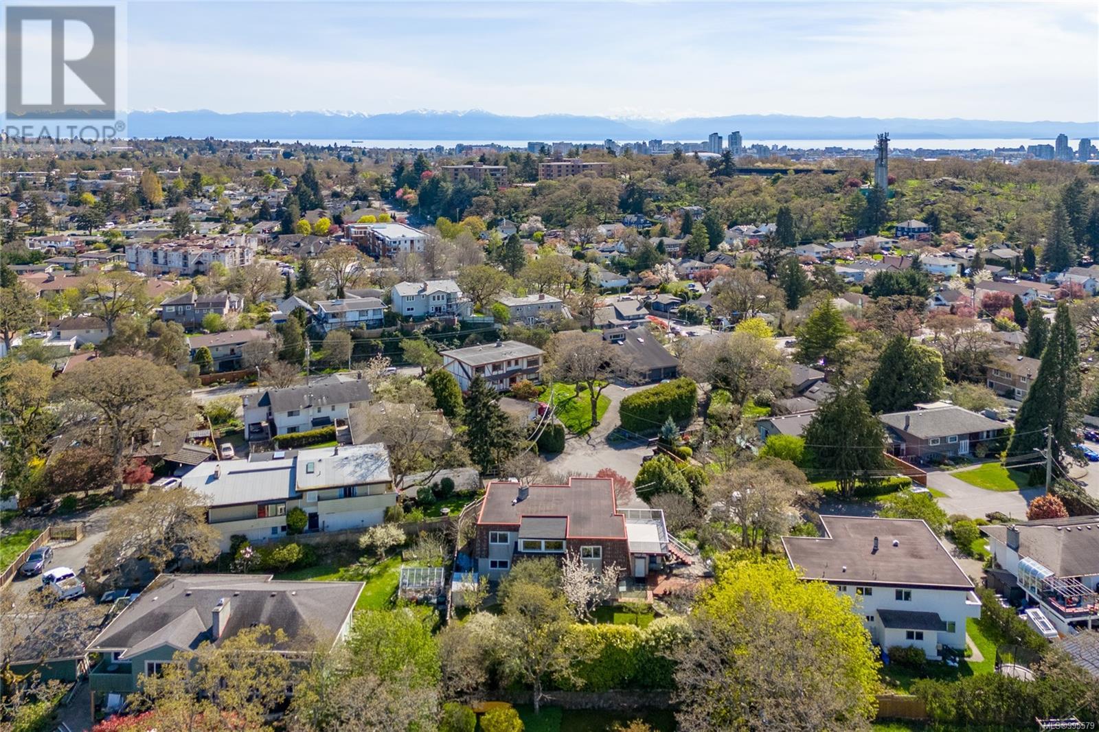 Single Family House for Sale in  Merritt Pl Victoria 