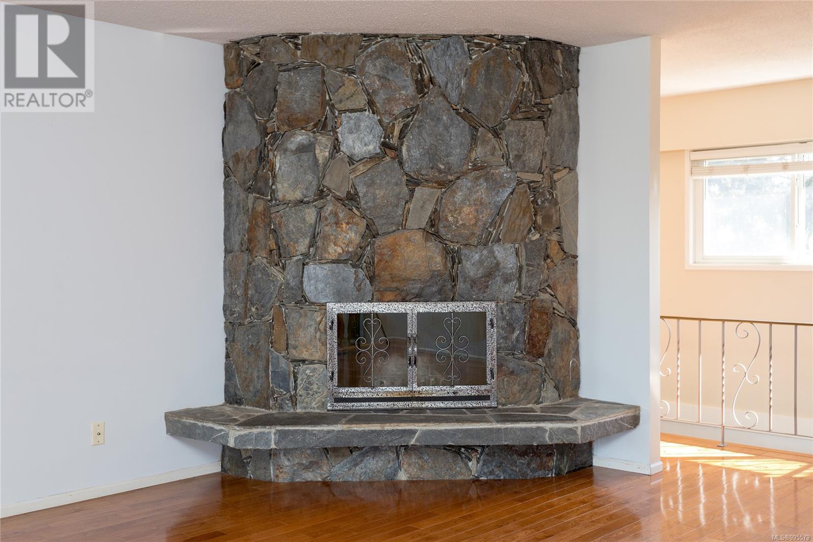 Single Family House for Sale in  Merritt Pl Victoria 