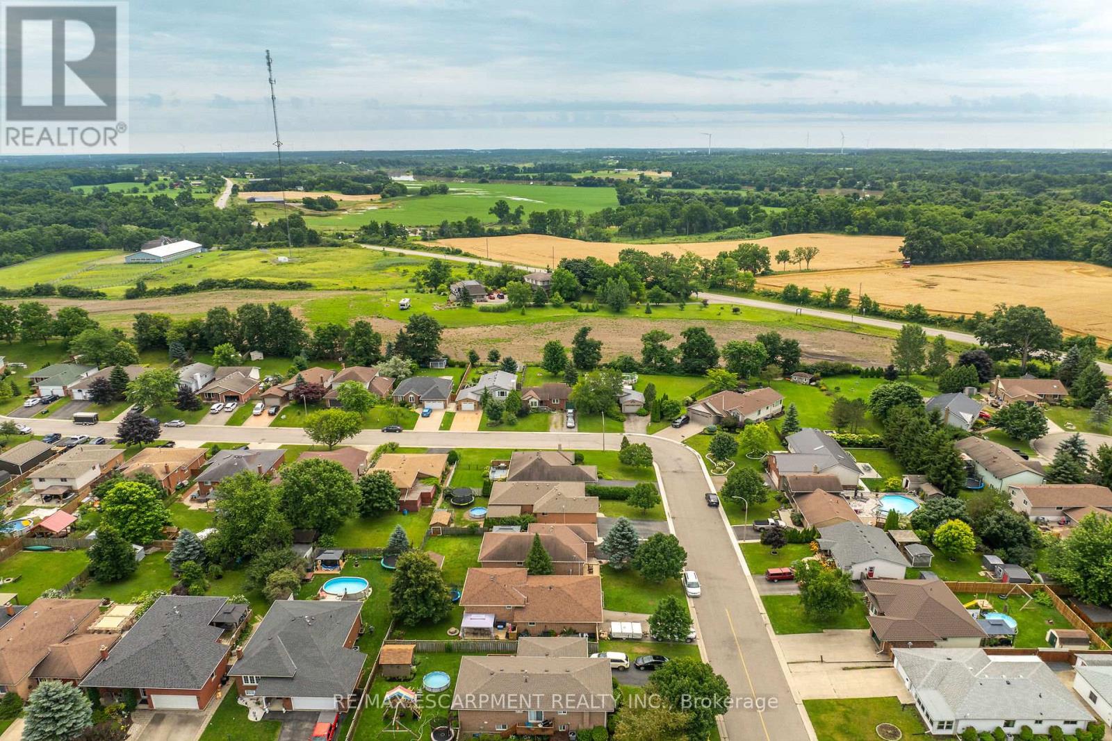 Photo 49 of 7 Country Club Road, Haldimand ON