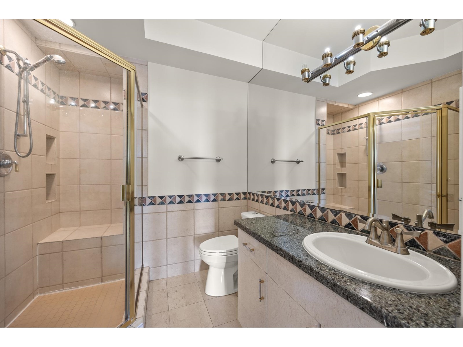 14032 TERRY ROAD, White Rock