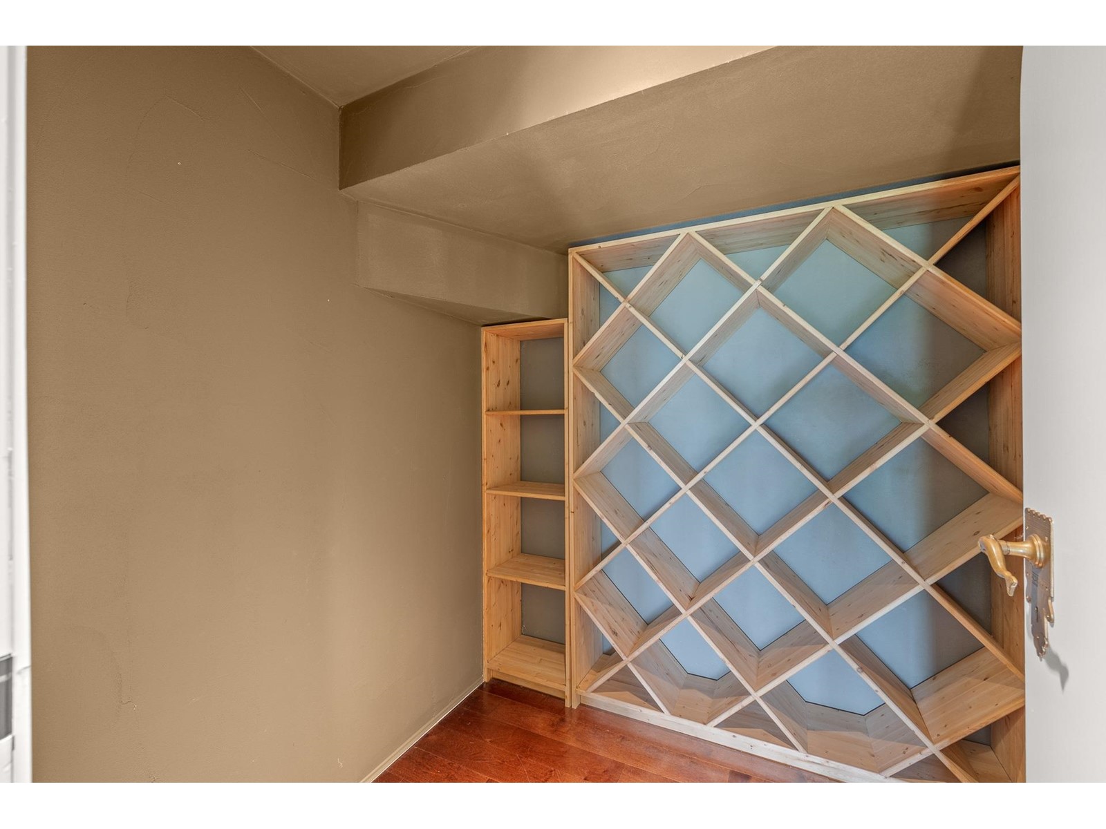 14032 TERRY ROAD, White Rock