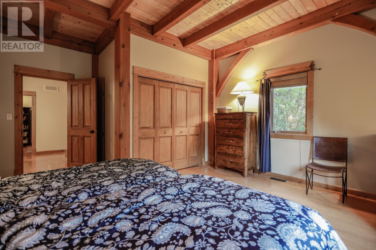 Photo 5 of 3179 Heddle Road, Nelson BC