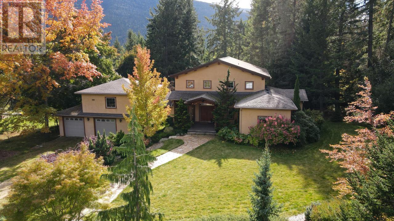 Photo 3 of 3179 Heddle Road, Nelson BC