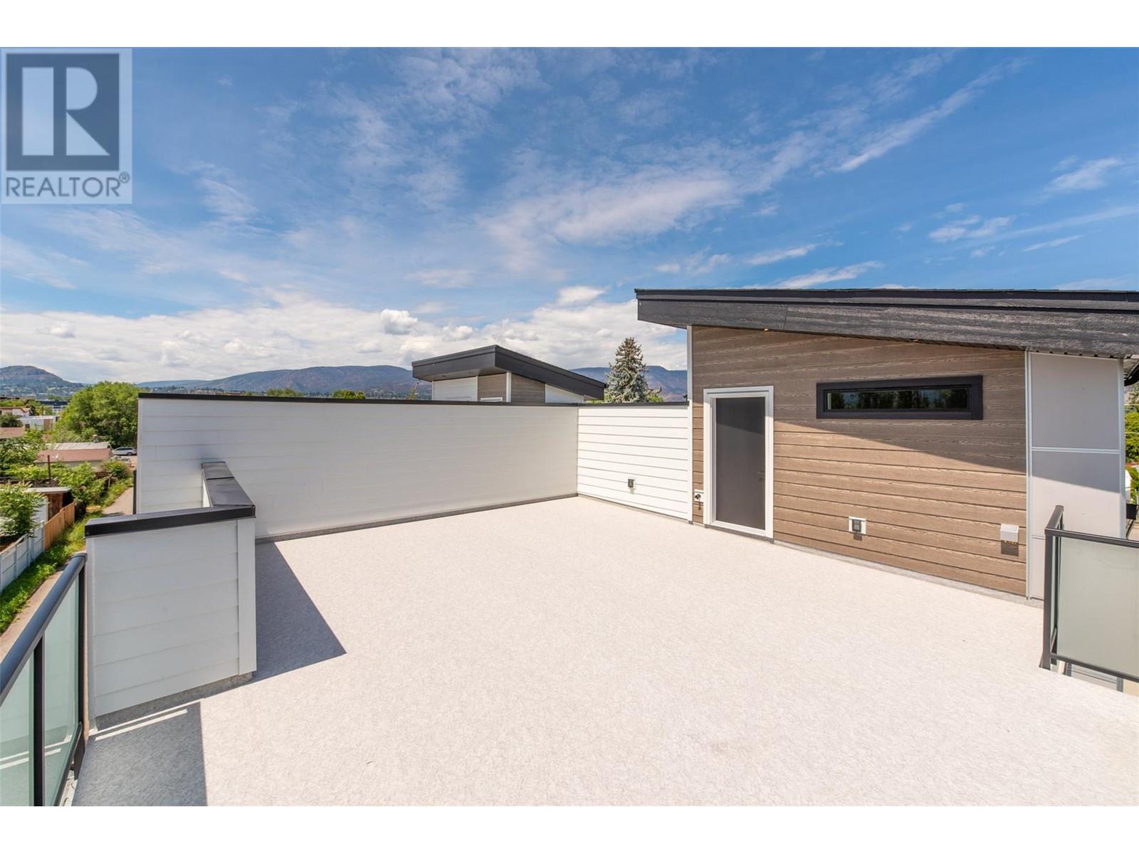 853 Kinnear Court, Kelowna
