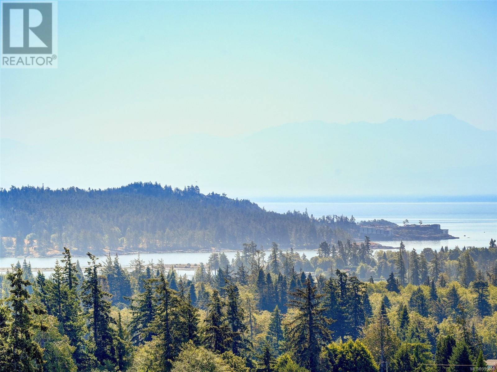 Photo 4 of 2311 Hudson Terr, Sooke BC