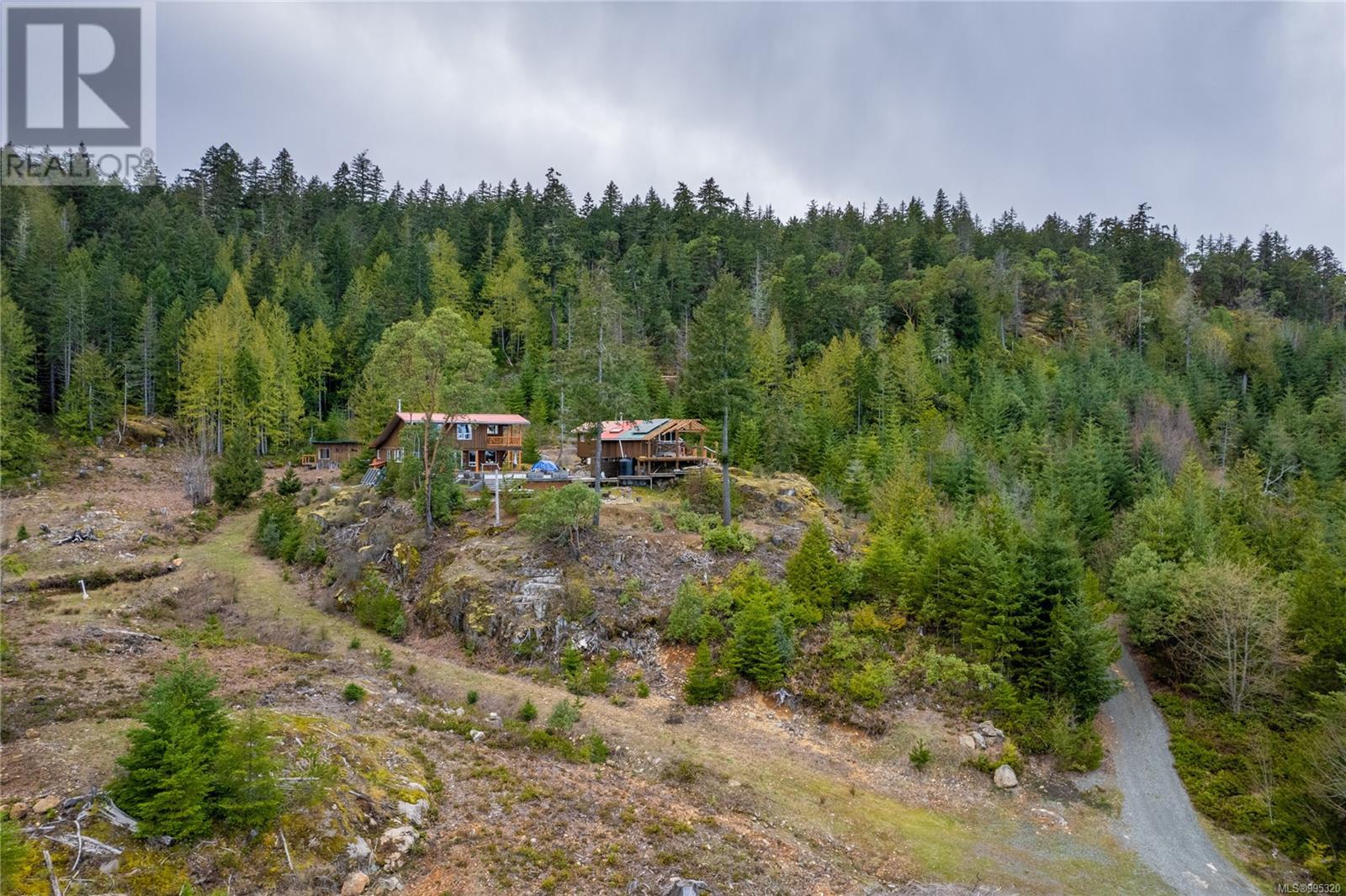 Photo 12 of 2770 Marshland Rd, Qualicum Beach BC