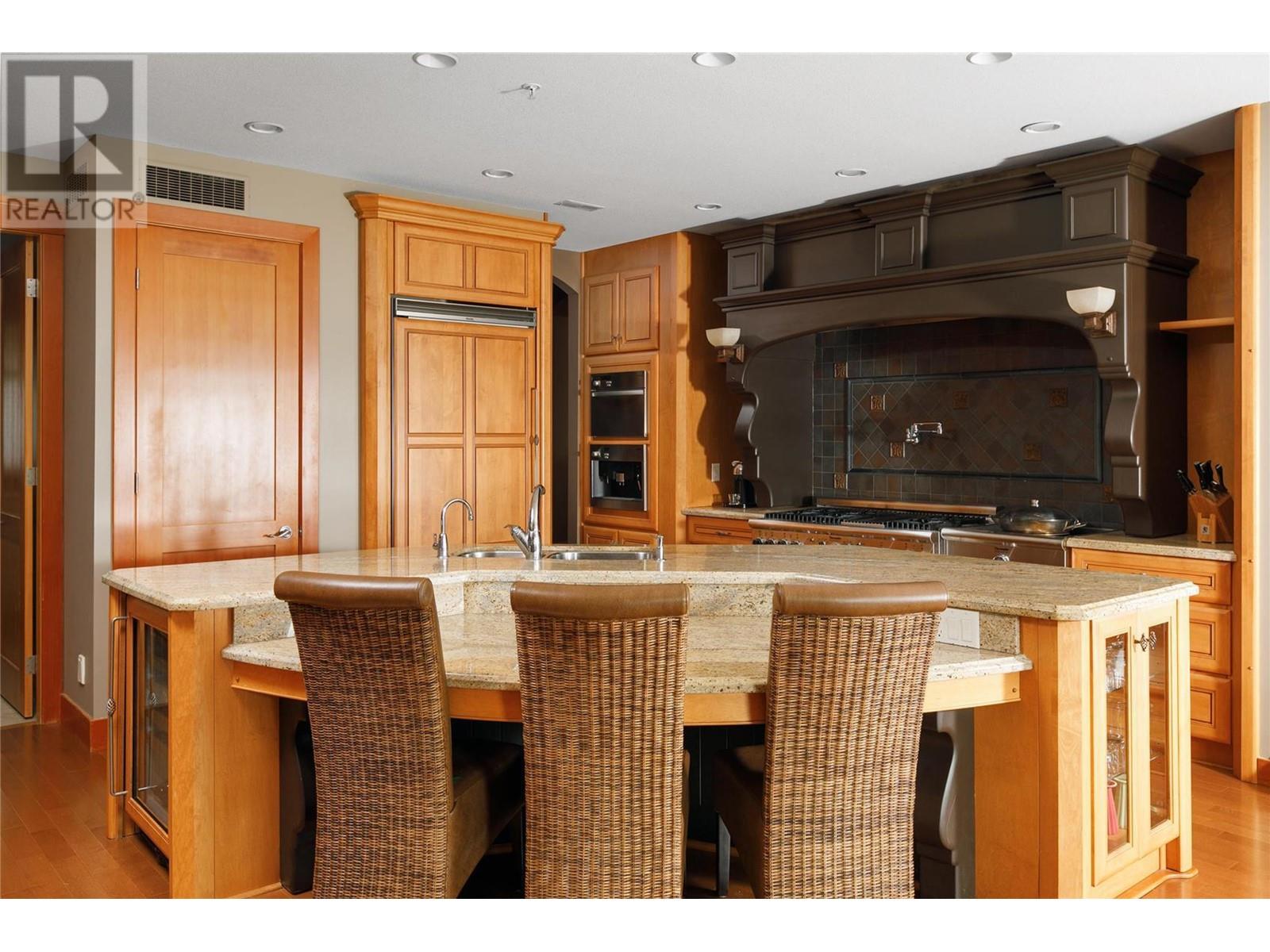 450 Niblick Court, Vernon