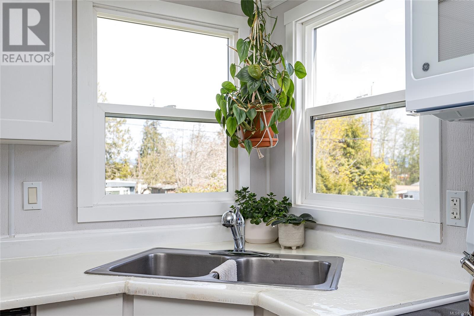 924 Kasba Cir, Parksville real estate listing 995147
