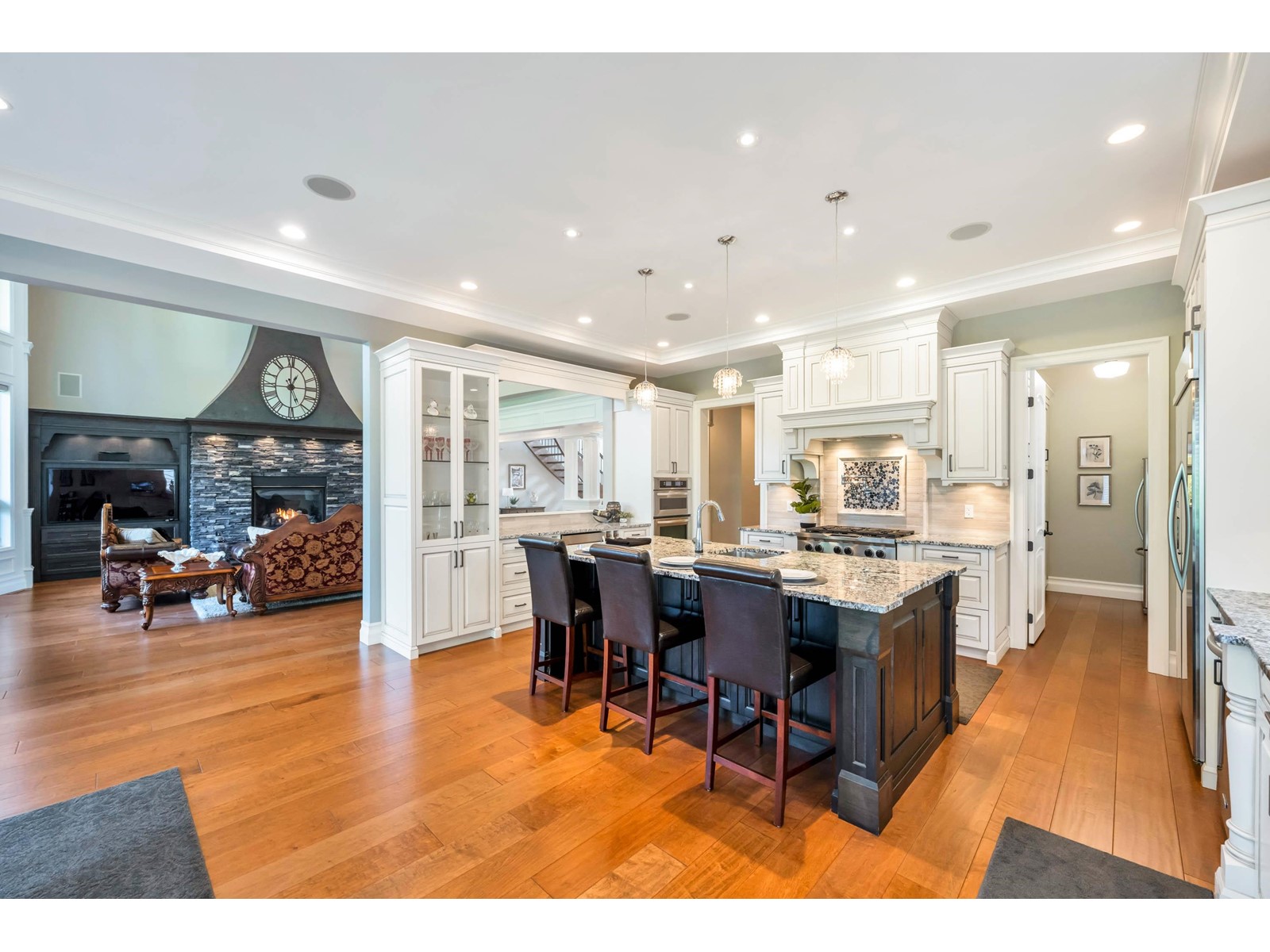 Photo 8 of 23727 36 A Avenue, Langley BC
