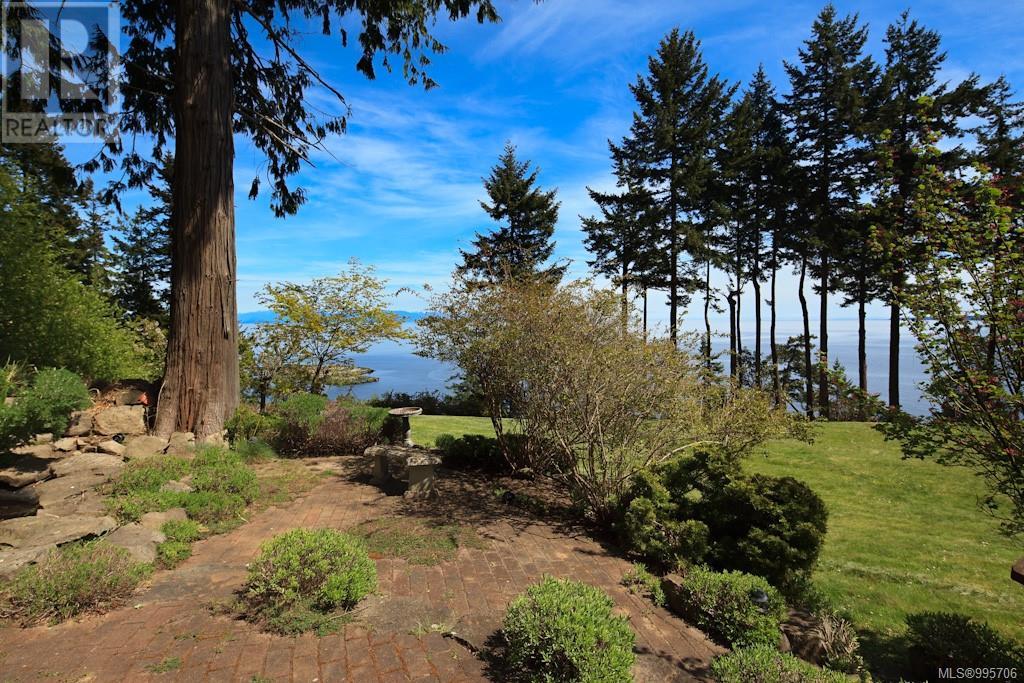 1180 Berry Point Rd, Gabriola Island