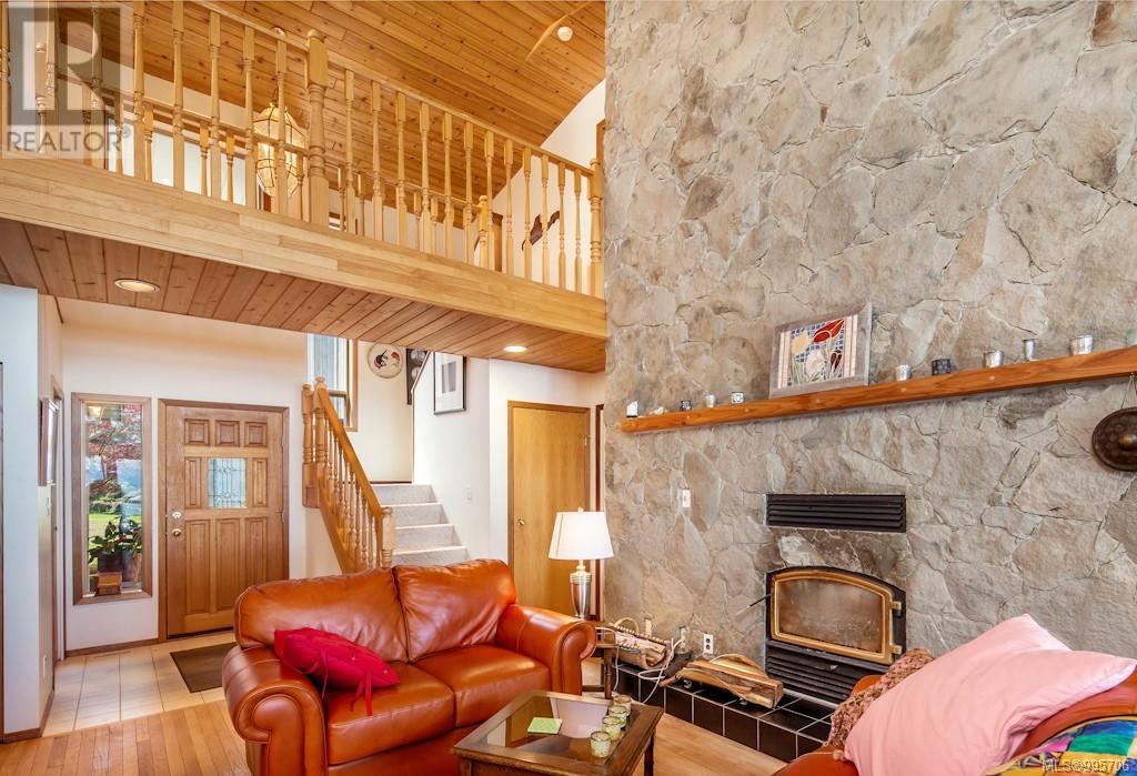1180 Berry Point Rd, Gabriola Island