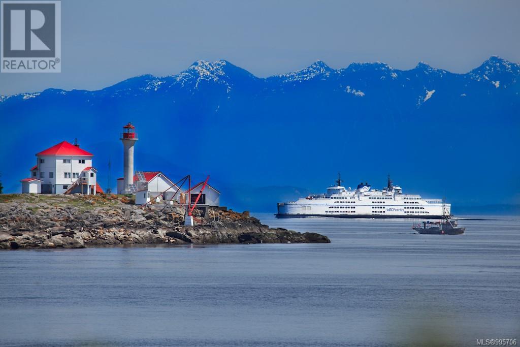 1180 Berry Point Rd, Gabriola Island
