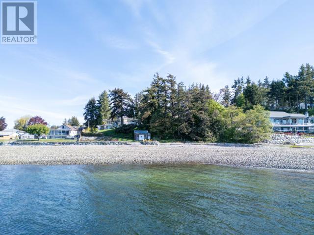 6956 VICTORIA STREET, Powell River