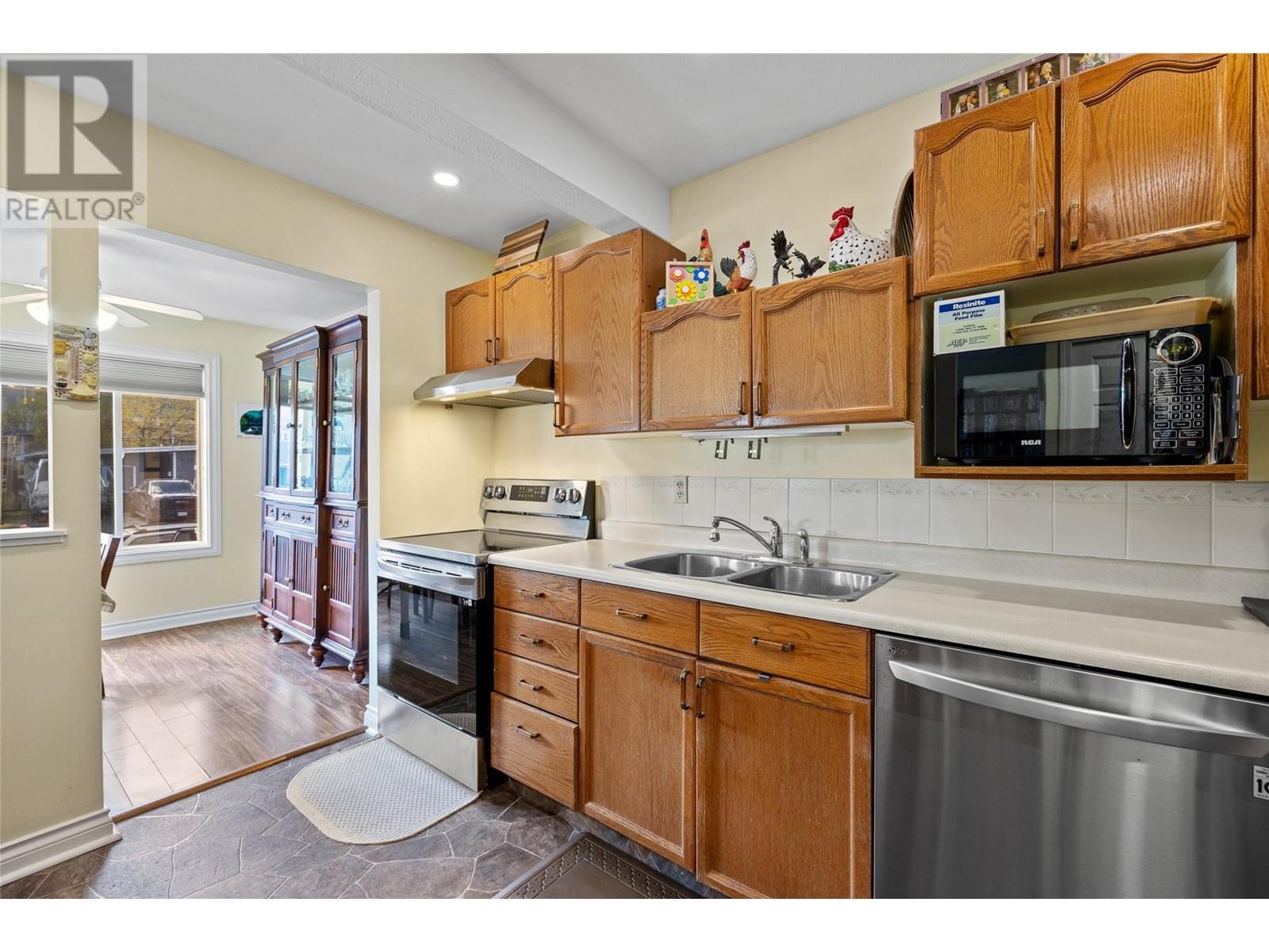210 3815 Brown Road, West Kelowna