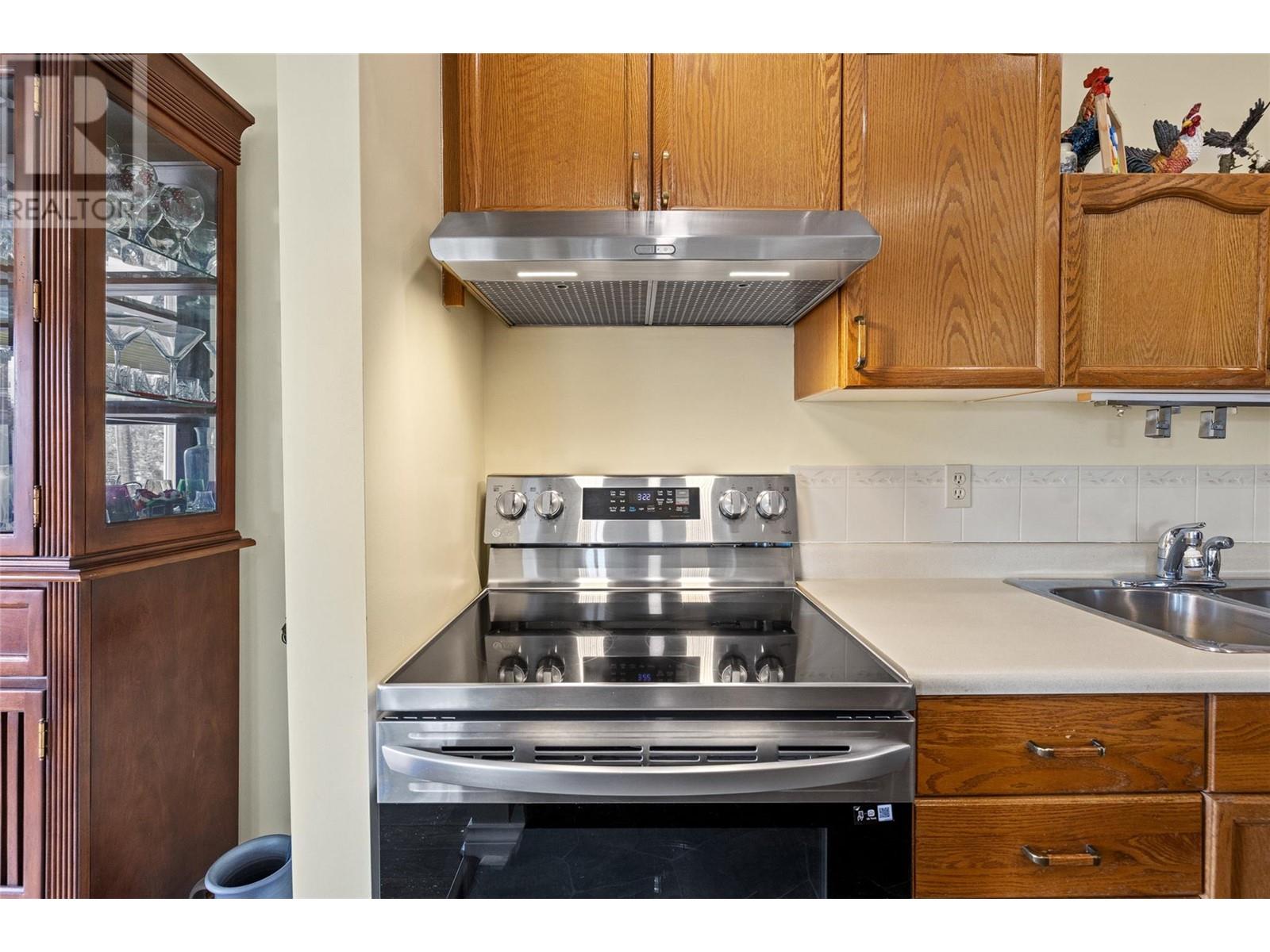 210 3815 Brown Road, West Kelowna