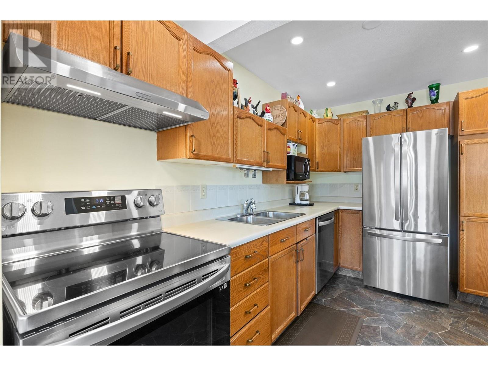 210 3815 Brown Road, West Kelowna
