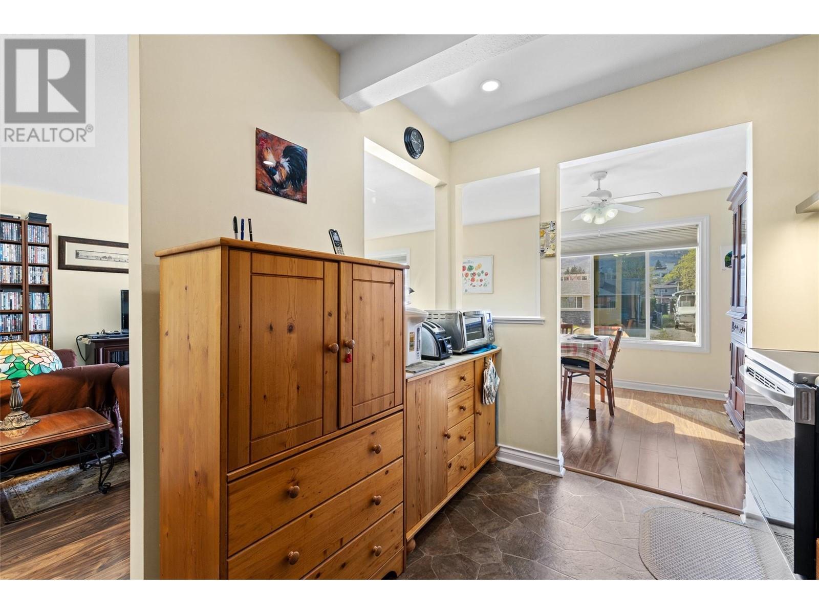 210 3815 Brown Road, West Kelowna