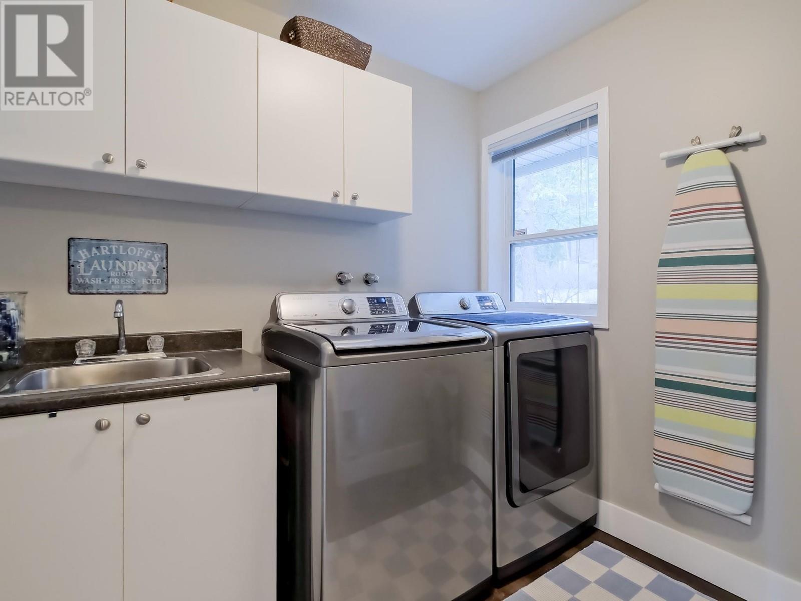  1026 McPhail Court, West Kelowna
