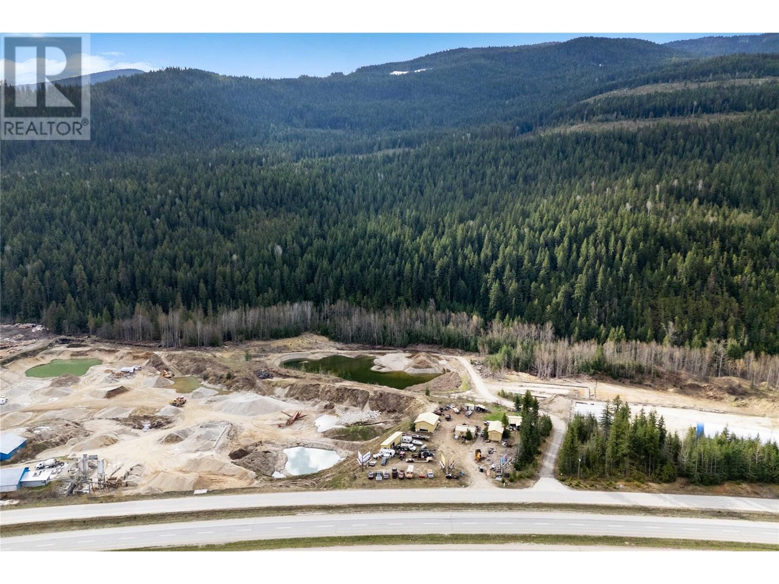 Photo 49 of 3354 Oxbow Frontage Road, Malakwa BC