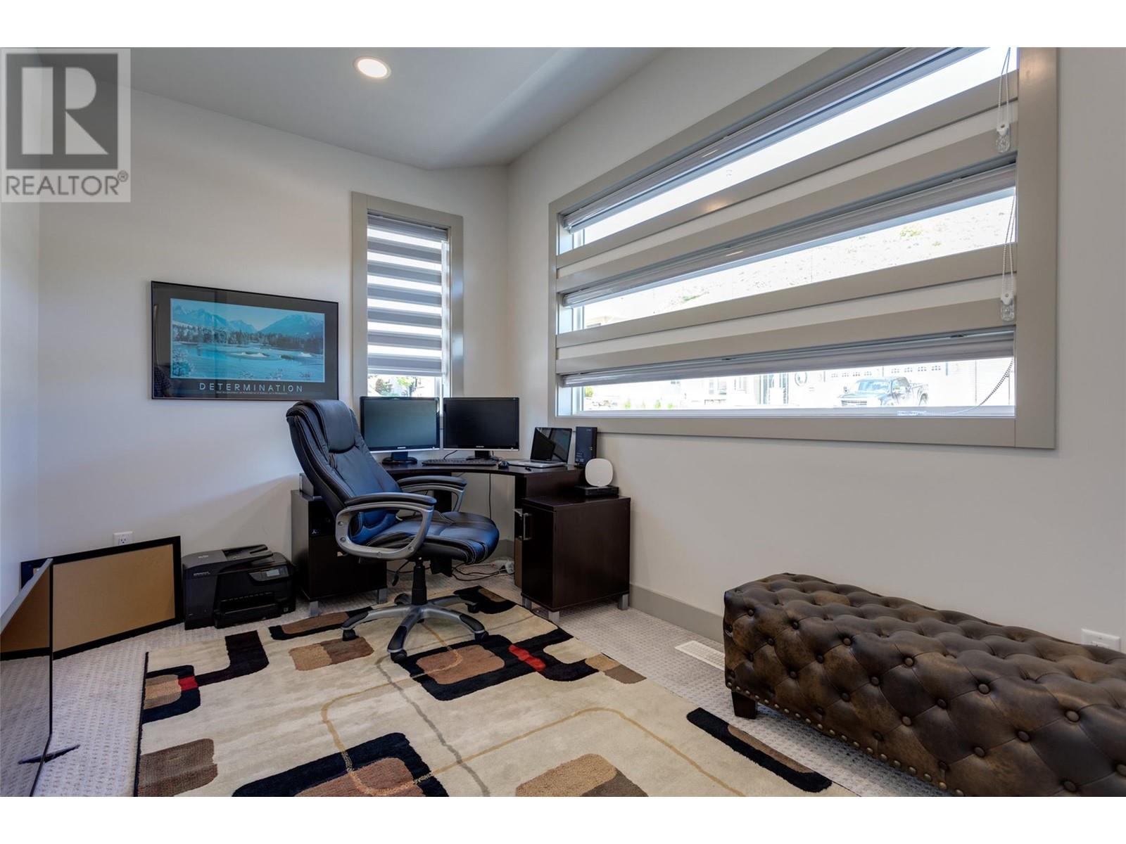  7217 Lakeridge Place, Vernon