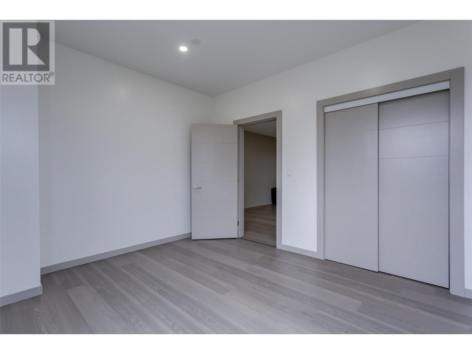  7217 Lakeridge Place, Vernon