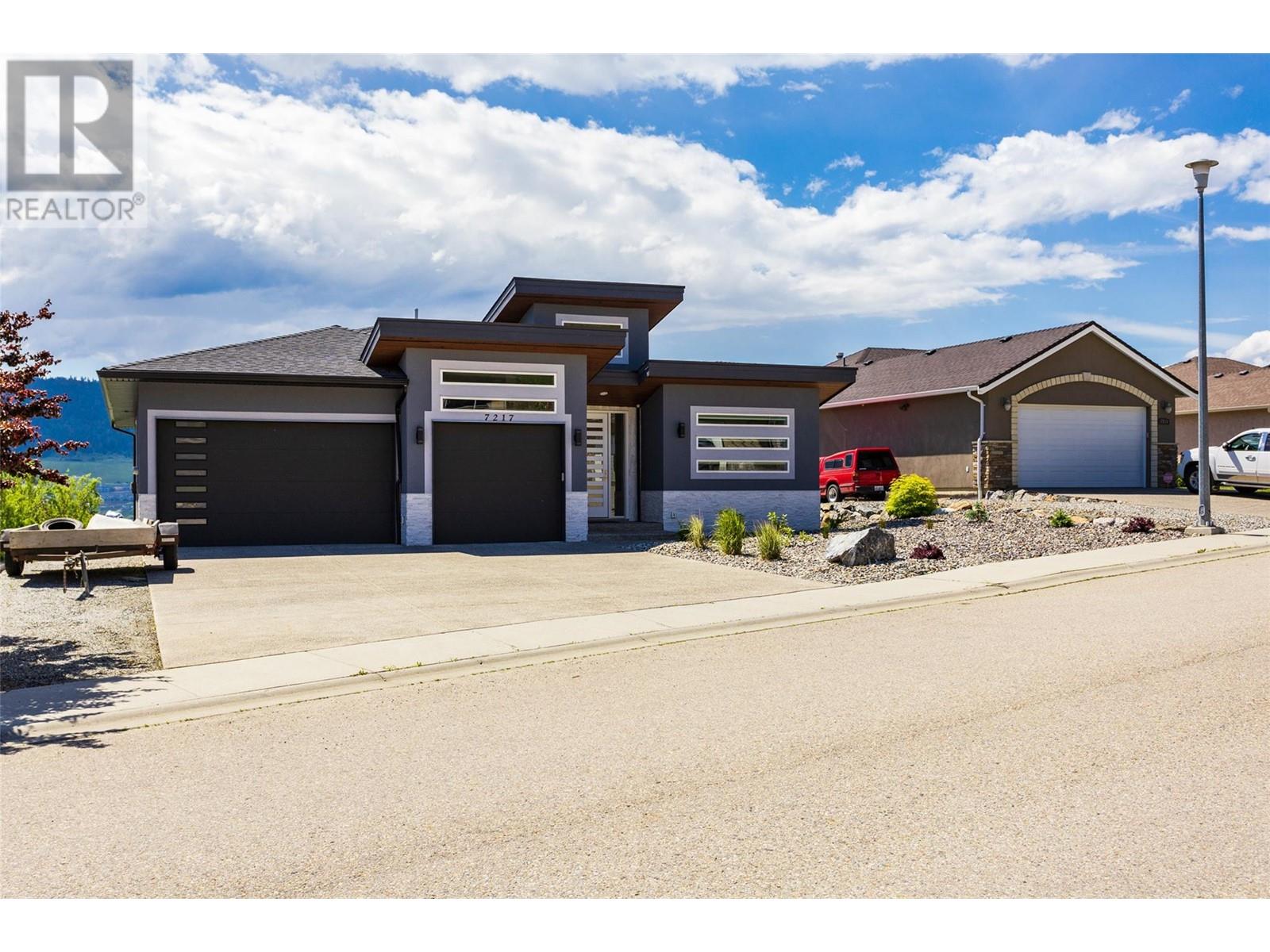  7217 Lakeridge Place, Vernon