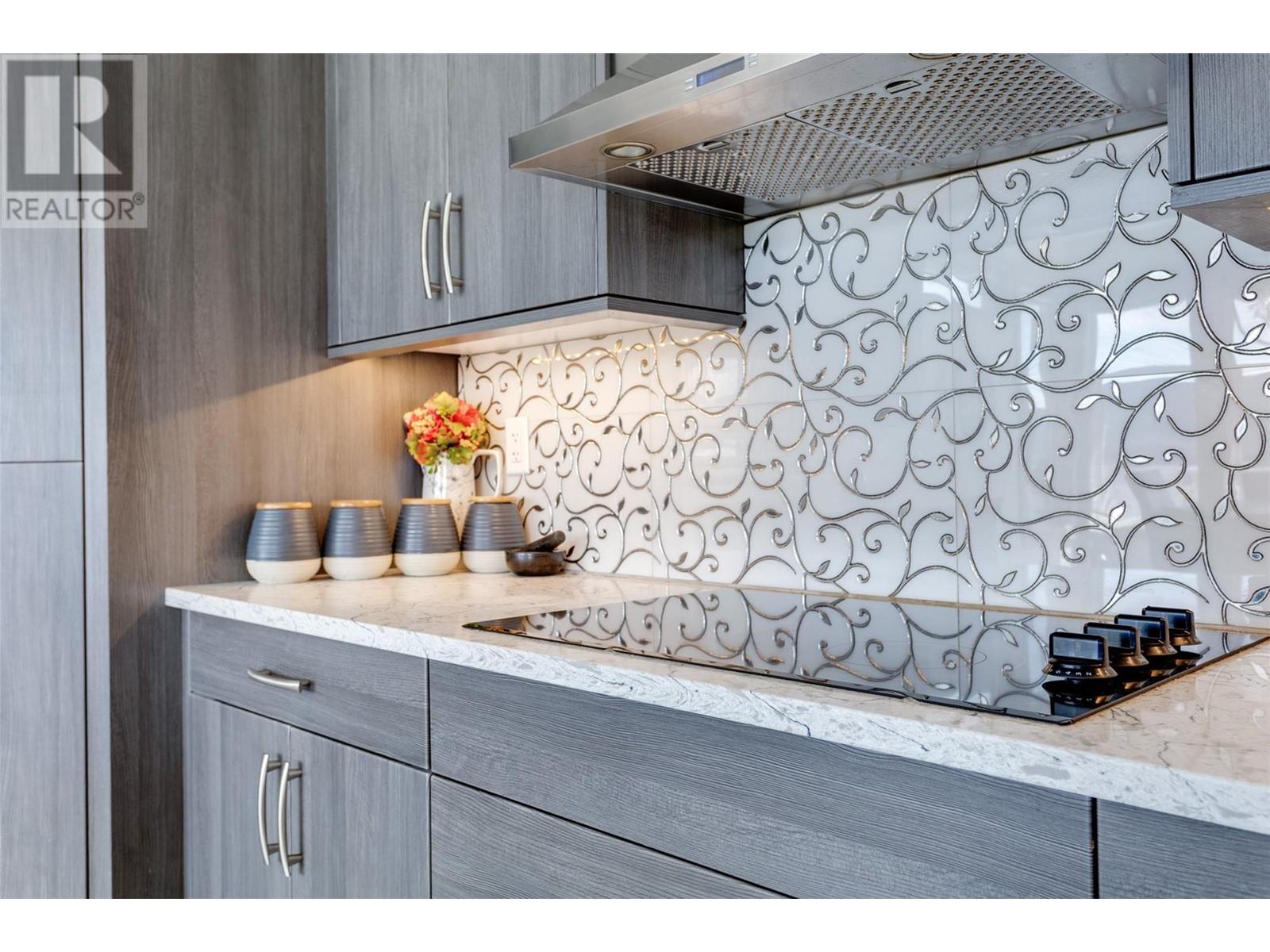  7217 Lakeridge Place, Vernon