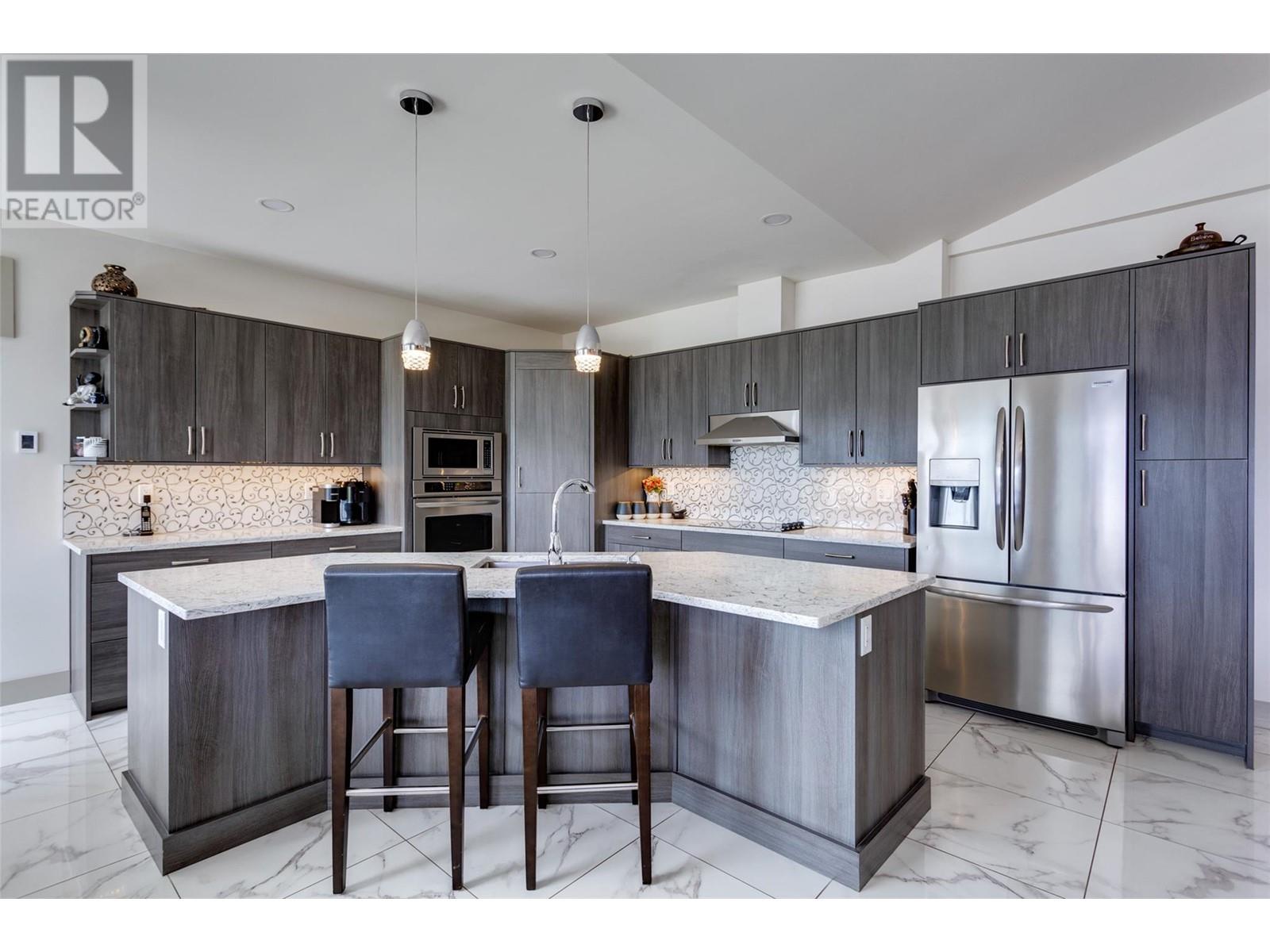  7217 Lakeridge Place, Vernon