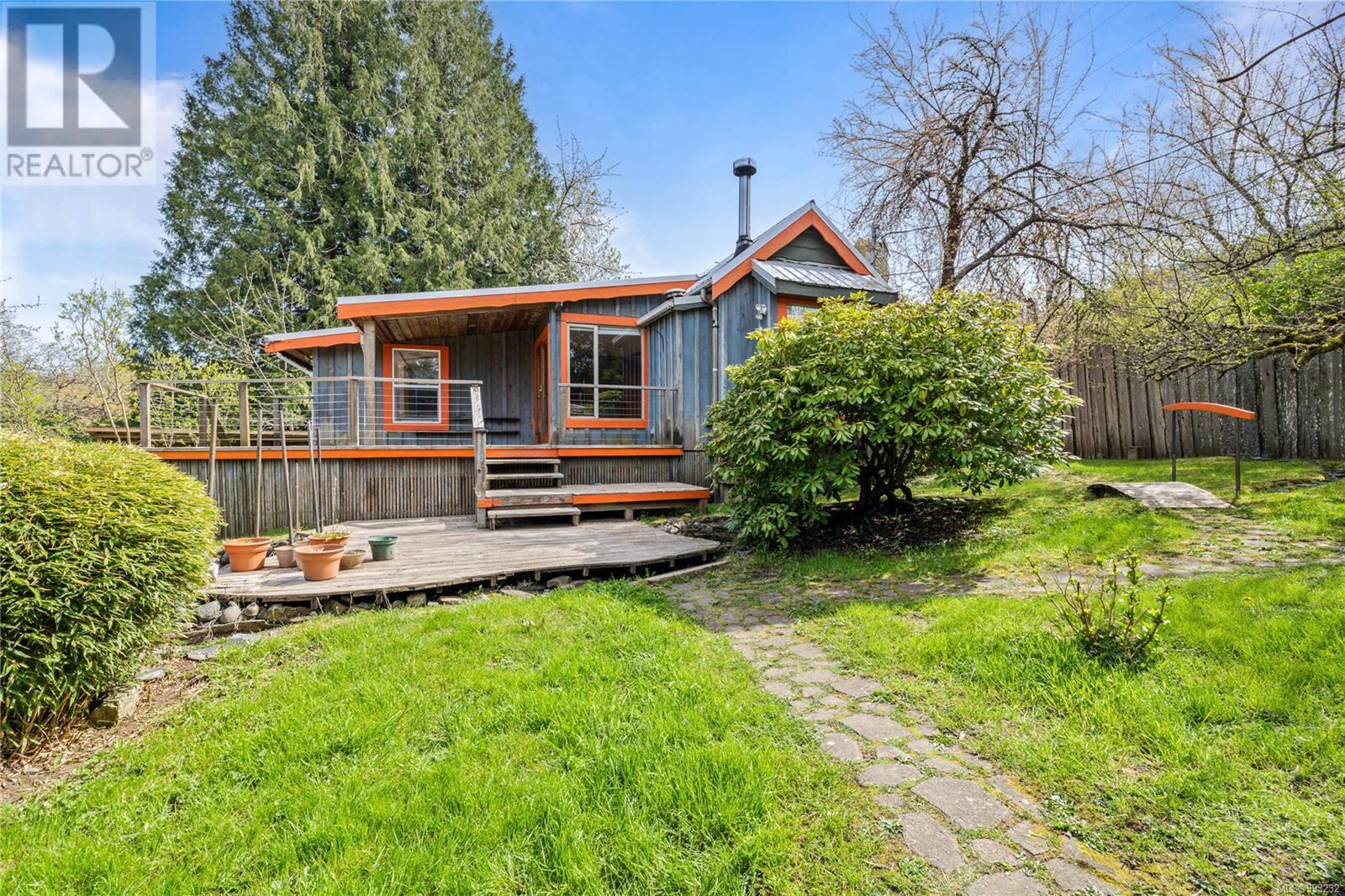 2151 Fulford-Ganges Rd, Salt Spring