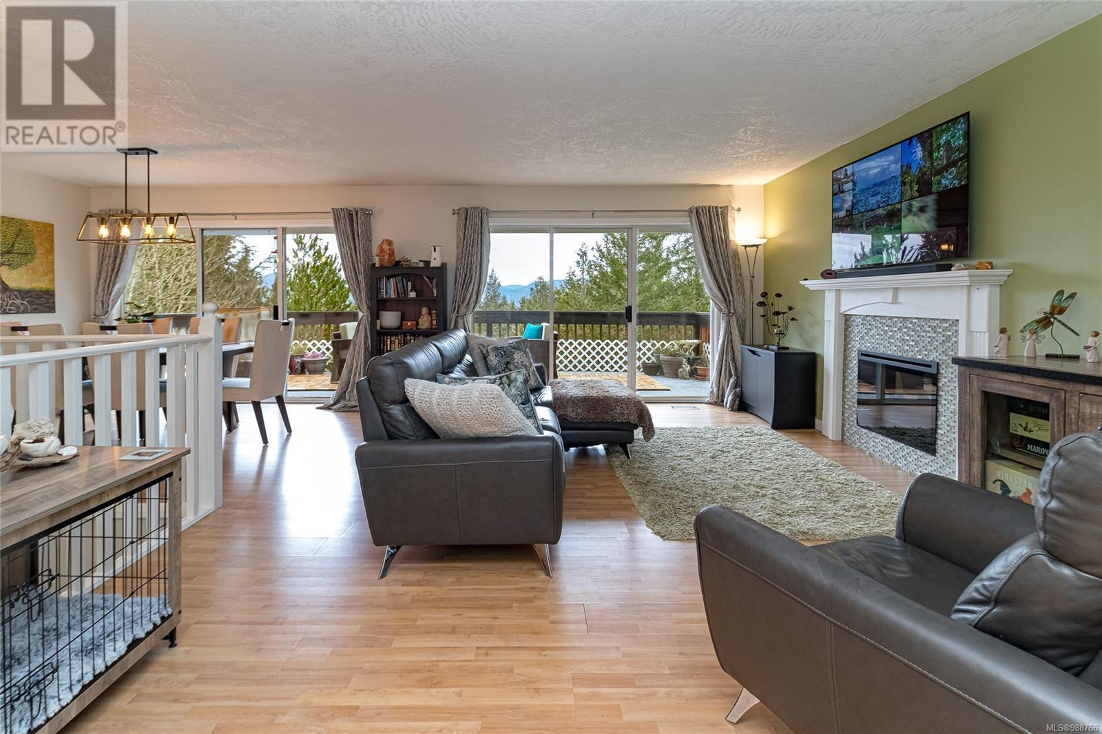1526 Winslow Dr, Sooke