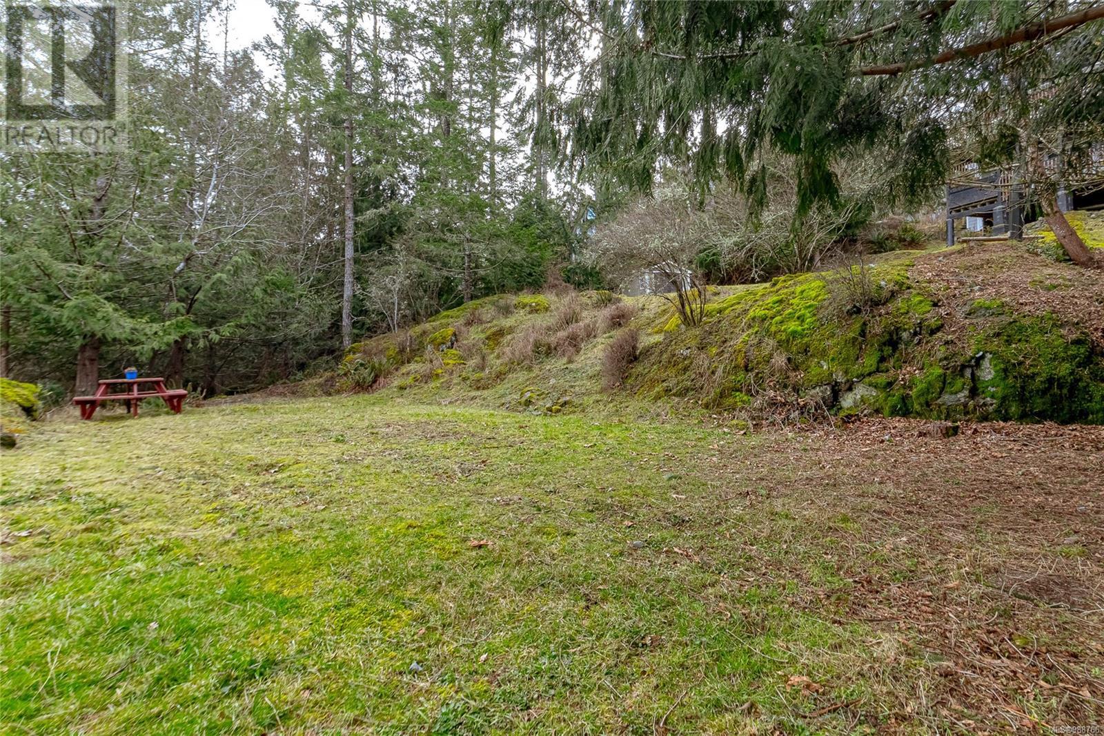 1526 Winslow Dr, Sooke