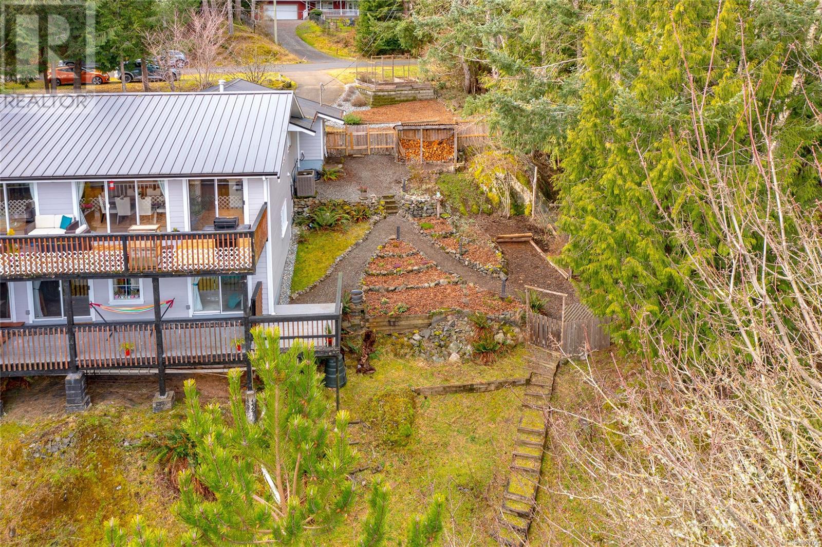 1526 Winslow Dr, Sooke