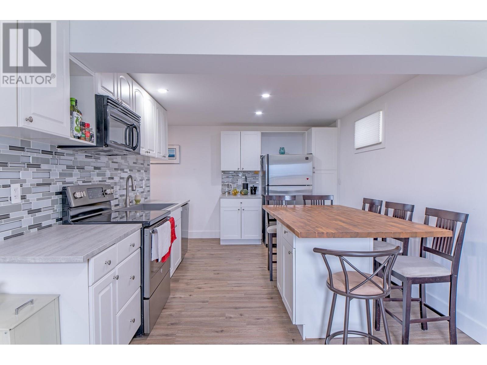 Photo 21 of 403 8th Avenue S, Creston BC